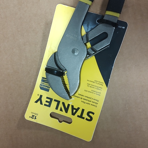 Stanley 84-111 Groove Joint Plier, 2.1", 12" Overall Length, 3/8" Tip Curved - Picture 2 of 5